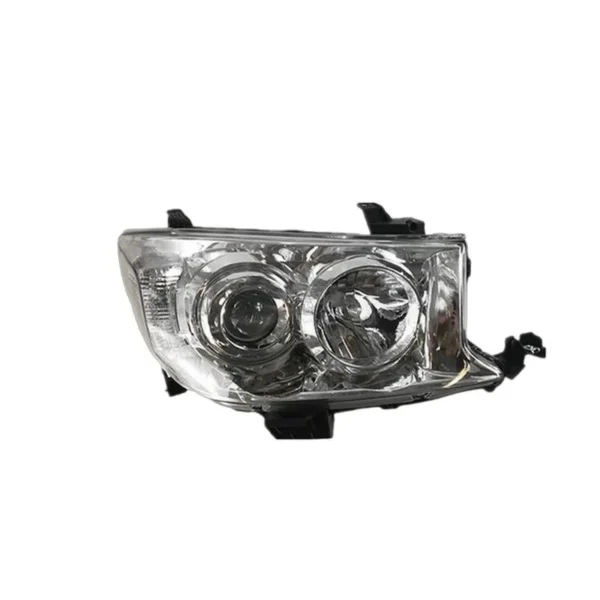 81110-0K280 Headlight for TOYOTA FORTUNER SW4 2008-2010 - Image 01