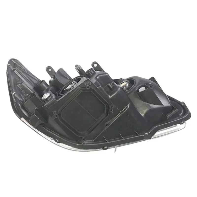 8111028830 Headlight for TOYOTA VOXY NOAH AZR60G 2005 - Image 05