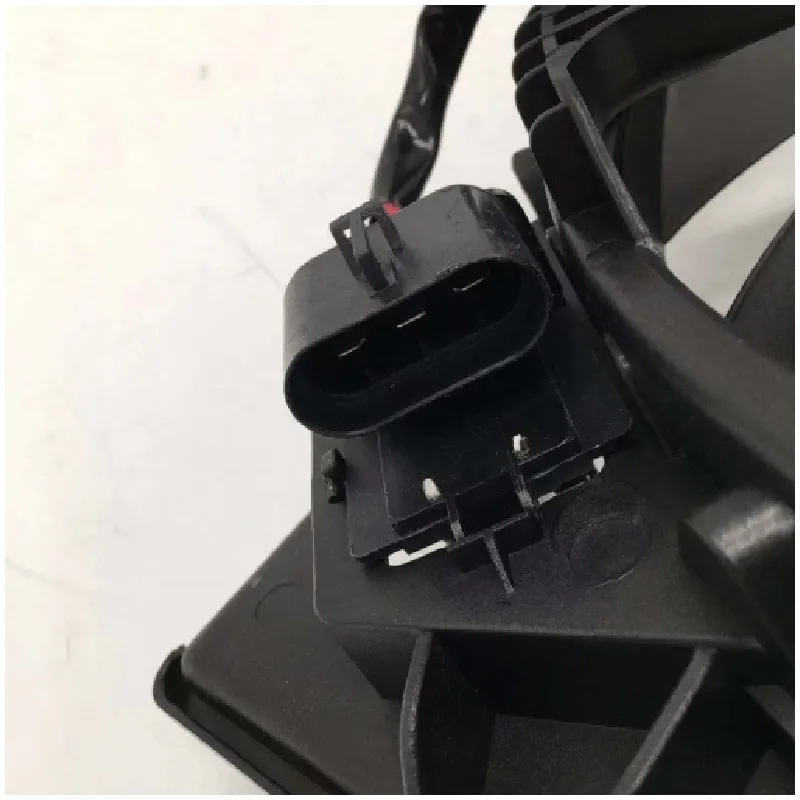 95942900 CHEVROLET SONIC (2012-2015) radiator fan assembly image 03