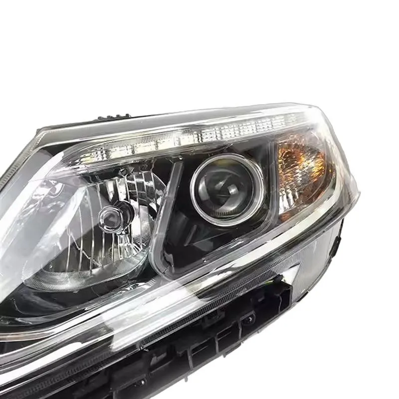 yoonshan head light for kia sorento 2013 2015 front closeupoe 223 1152.webp yoonshan head light for kia sorento 2013 2015 front closeupoe 223 1152.webp