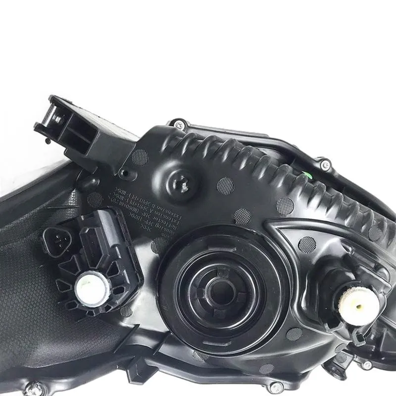 R:81110-0D550 Headlight for TOYOTA YARIS HB 5D 2014 - Image 04