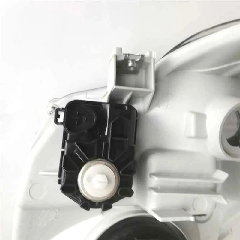 R:81110-12B00 Headlight for TOYOTA COROLLA AXIO 2006-2010 - Image 03