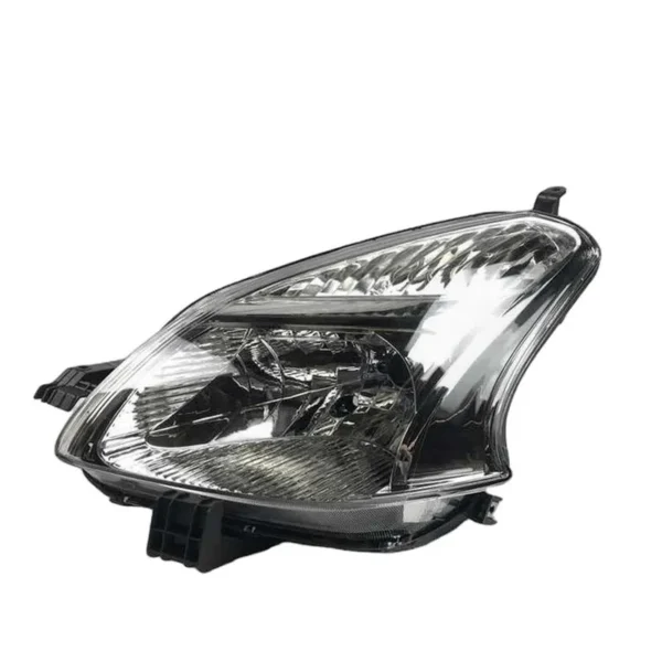 R:81110-52670 Headlight for TOYOTA RACTIS NCP100 2005-2010 - Image 01