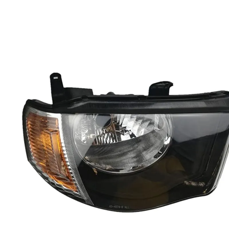 R:8301A824 Headlight for MITSUBISHI L200 2005-2009 - Image 02