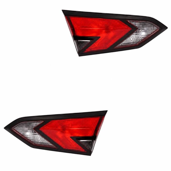 26540-5EE0A Tail Light for NISSAN Sunny Right