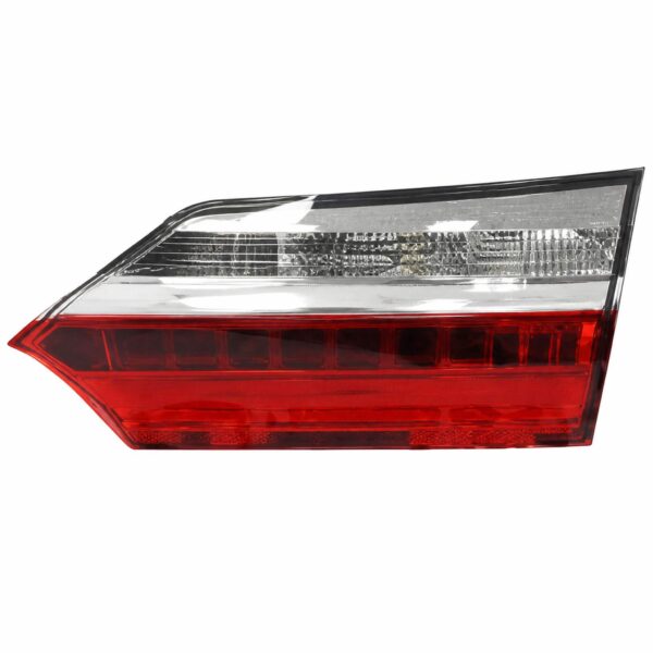 81580-02A90 Tail Light for TOYOTA Corolla 2017 Right