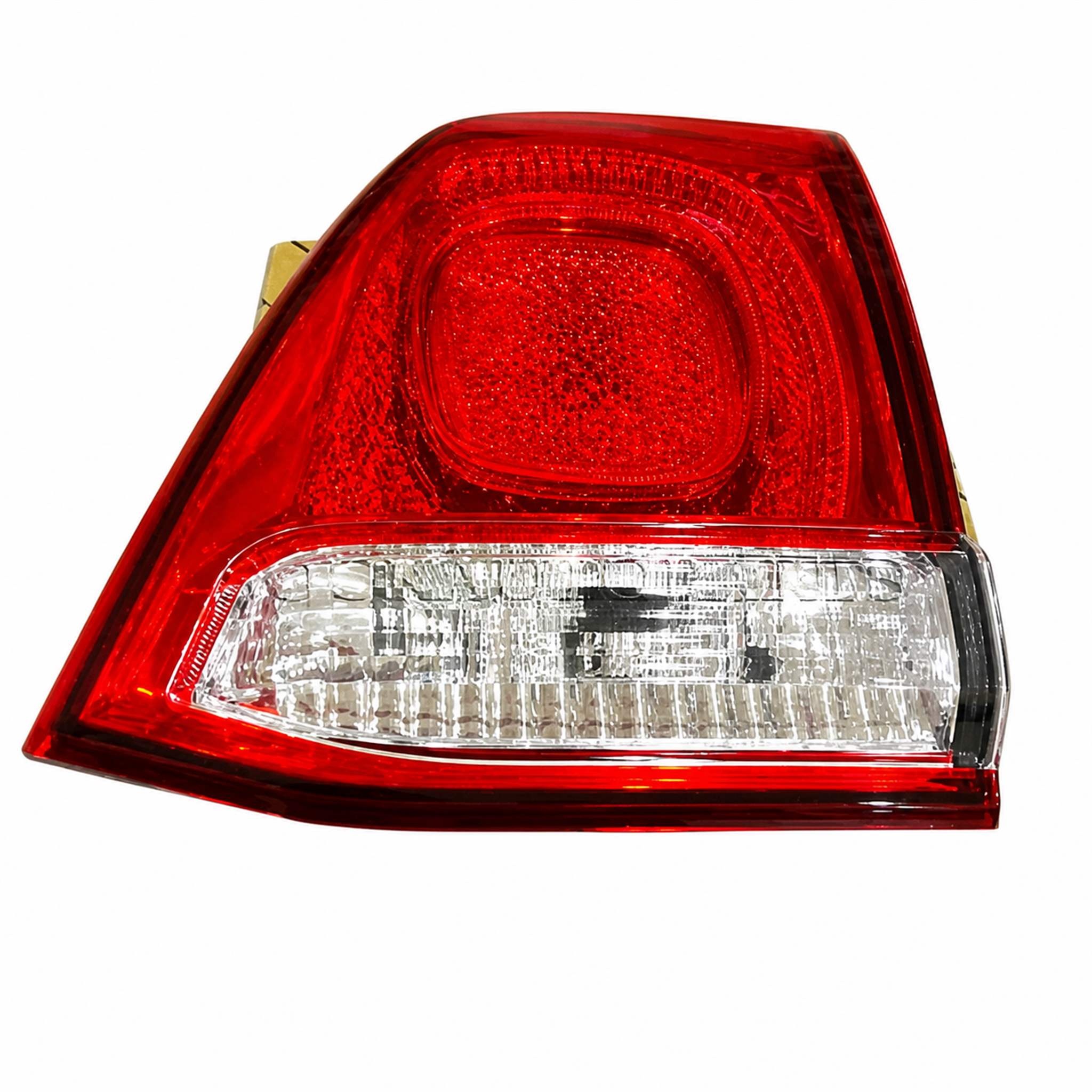 81581-60180 Tail Light for TOYOTA Land Cruiser 2007 Right